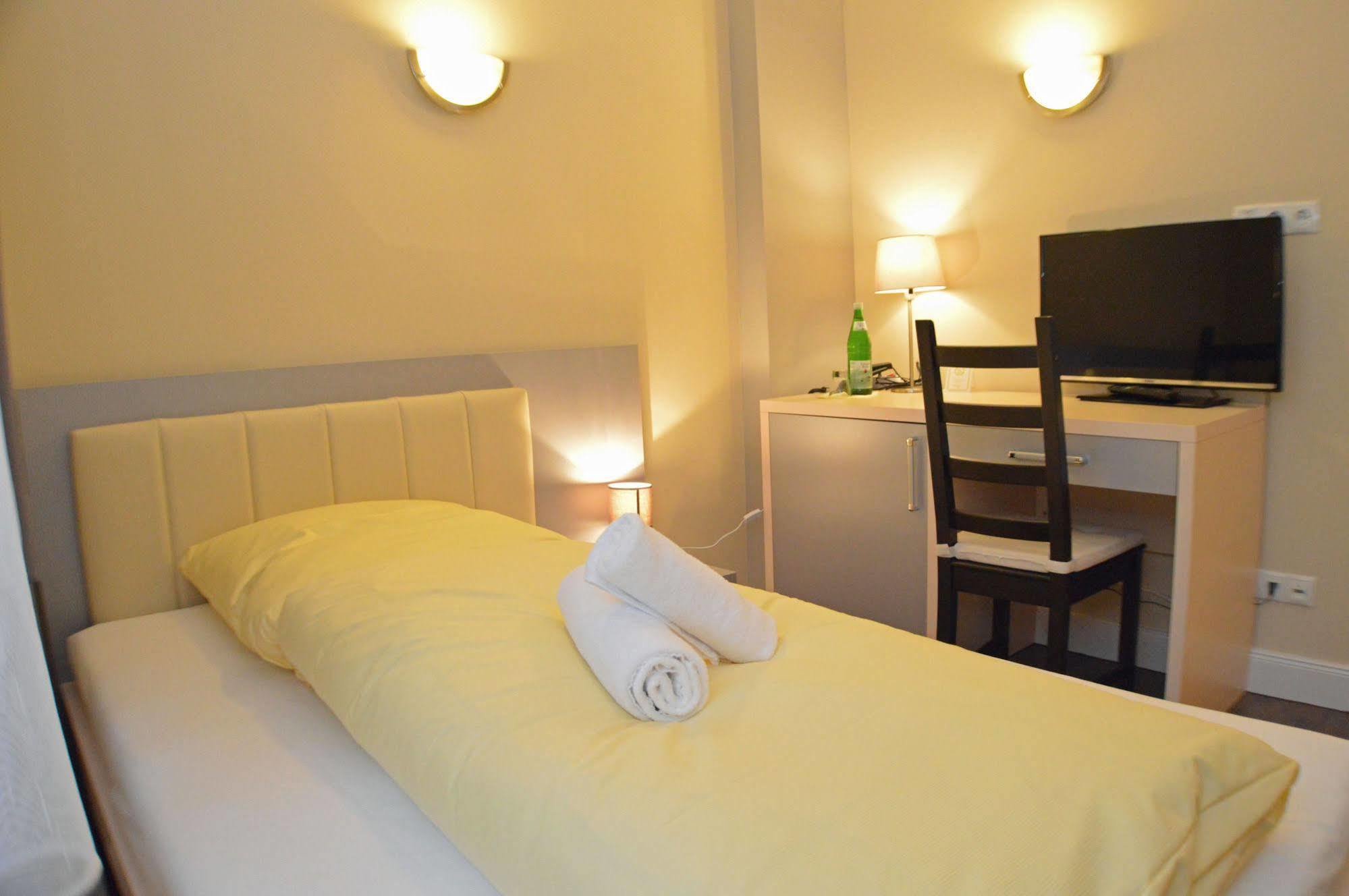Hotel Jeta Hamburg Zewnętrze zdjęcie