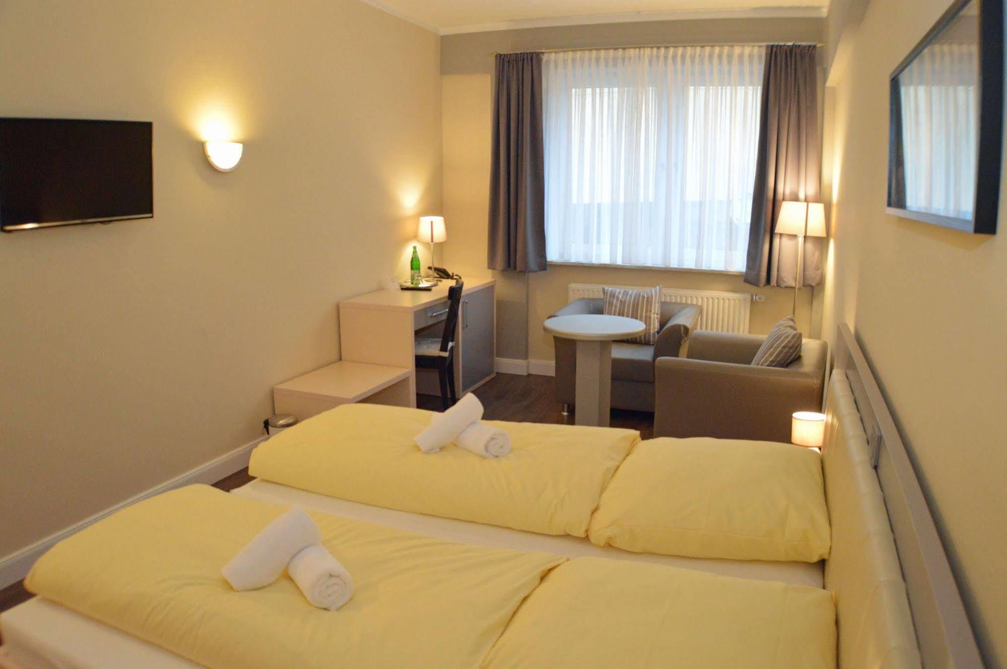 Hotel Jeta Hamburg Zewnętrze zdjęcie